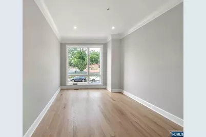 475 Oakdene Avenue 2 #2, Cliffside Park, NJ 07010 - Photo 11