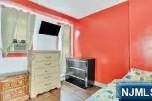 452 Minton Pl, Orange, NJ 07050 - Photo 11