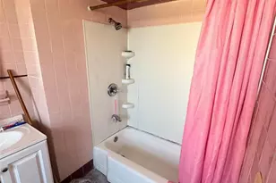 72 Lawrence St, Hackensack, NJ 07601 - Photo 3