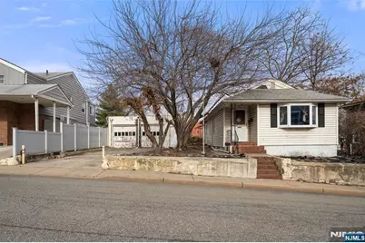 17 Garden Place, Edgewater, NJ 07020 - Photo 11