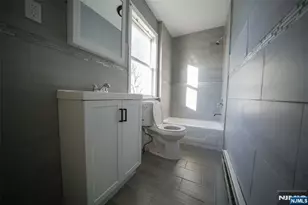 889 16th St, Newark, NJ 07108 - Photo 27