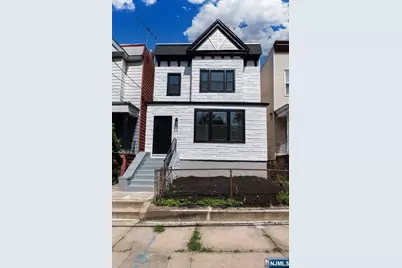 4 Van Houten Avenue, Jersey City, NJ 07305 - Photo 1