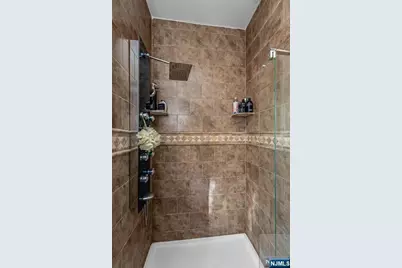 408-410 Clifton Avenue, Newark, NJ 07104 - Photo 31