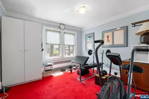 746 Queen Anne Rd, Teaneck Township, NJ 07666 - Photo 17