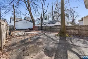 184 Sunset Ave, Newark, NJ 07106 - Photo 21