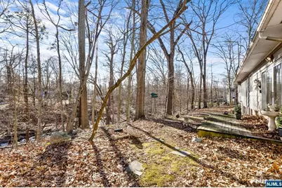20 Hidden Glen Road, Upper Saddle River, NJ 07458 - Photo 29