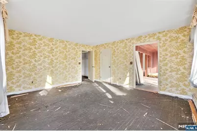 20 Hidden Glen Road, Upper Saddle River, NJ 07458 - Photo 15