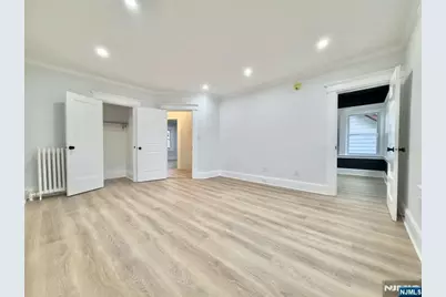 14 Roosevelt Avenue, East Orange, NJ 07017 - Photo 15