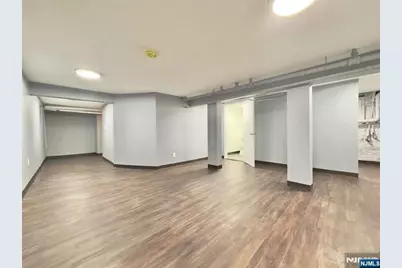 14 Roosevelt Avenue, East Orange, NJ 07017 - Photo 13