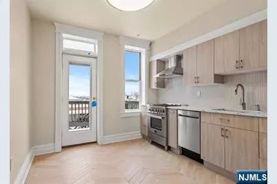 630 Palisade Avenue, Jersey City, NJ 07307 - Photo 3