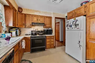 201 Dixon, Dumont, NJ 07628 - Photo 5