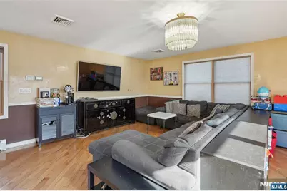 220 Webster Avenue, Lyndhurst Township, NJ 07071 - Photo 21