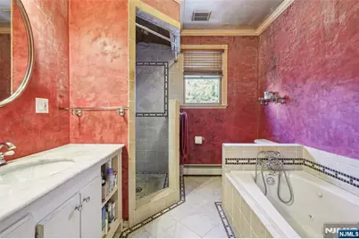 220 Webster Avenue, Lyndhurst Township, NJ 07071 - Photo 15