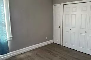 1041 Hunterdon St, Newark, NJ 07112 - Photo 9