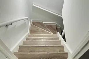 1041 Hunterdon St, Newark, NJ 07112 - Photo 17