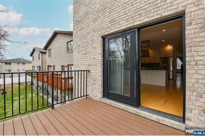 2468 7th Street B #B, Fort Lee, NJ 07024 - Photo 23