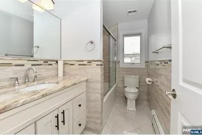 2468 7th Street B #B, Fort Lee, NJ 07024 - Photo 19