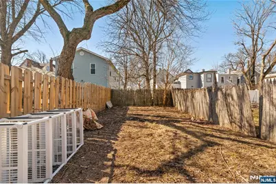 27 Winans Avenue, Newark, NJ 07108 - Photo 19