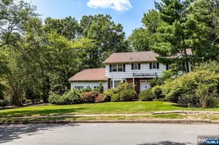 10 Flanders Dr, Montville Township, NJ 07058 - Photo 3