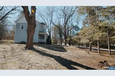 98 E Saddle River Road, Saddle River, NJ 07458 - Photo 11