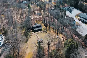 98 E Saddle River Rd, Saddle River, NJ 07458 - Photo 25