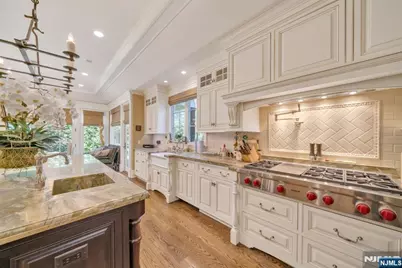 74 Roberts Road, Englewood Cliffs, NJ 07632 - Photo 7