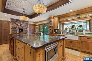 12 Alcott Rd, Mahwah, NJ 07430 - Photo 9