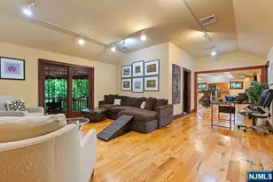 12 Alcott Rd, Mahwah, NJ 07430 - Photo 23