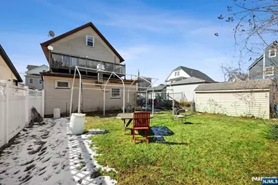 77 Maple Avenue, Wallington, NJ 07057 - Photo 3