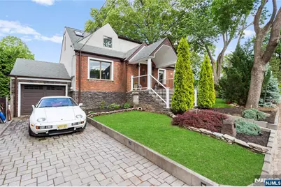 10 Hamilton Avenue, Dumont, NJ 07628 - Photo 1