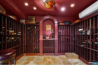 325 Fern Dell Street, Upper Saddle River, NJ 07458 - Photo 5