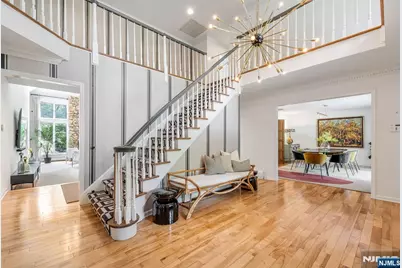 103 Macintyre Lane, Allendale, NJ 07401 - Photo 3