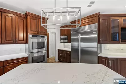 32 Moeser Place, Old Tappan, NJ 07675 - Photo 17