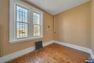 589 Martin Luther Kng Jr Blvd, Newark, NJ 07102 - Photo 11