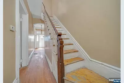 589 Martin Luther Kng Jr Boulevard, Newark, NJ 07102 - Photo 7