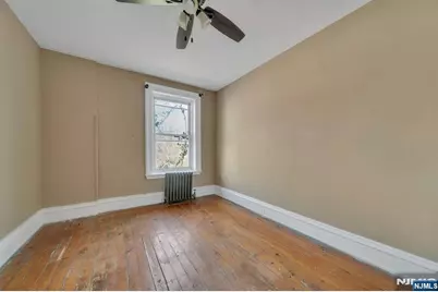589 Martin Luther Kng Jr Boulevard, Newark, NJ 07102 - Photo 21