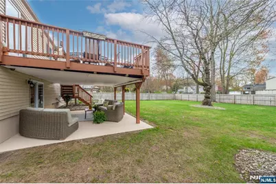 131 Horseneck Road, Fairfield, NJ 07004 - Photo 25