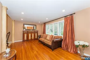 131 Horseneck Rd, Fairfield, NJ 07004 - Photo 3