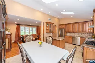 131 Horseneck Rd, Fairfield, NJ 07004 - Photo 7