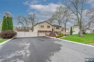 131 Horseneck Rd, Fairfield, NJ 07004 - Photo 29