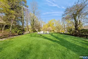 5 Beechtree Ln, Essex Fells, NJ 07021 - Photo 35