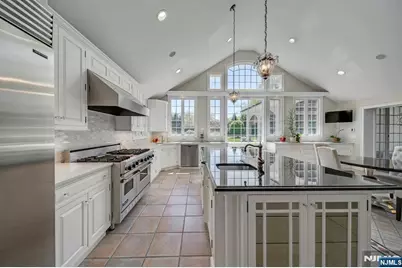 21 Birchwood, Old Tappan, NJ 07675 - Photo 13