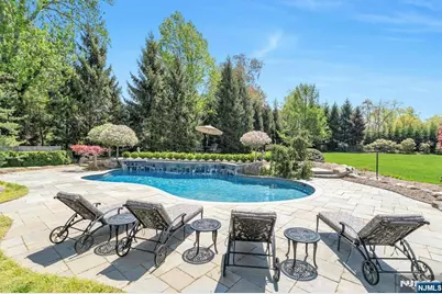 21 Birchwood, Old Tappan, NJ 07675 - Photo 7