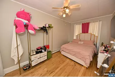 72 Van Winkle Avenue, Garfield, NJ 07026 - Photo 11