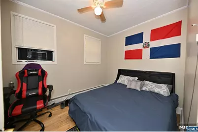 72 Van Winkle Avenue, Garfield, NJ 07026 - Photo 9