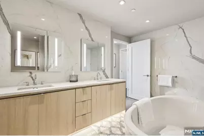 800 Ave At Port Imperial Boulevard 305 #305, Weehawken, NJ 07086 - Photo 13