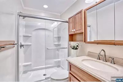 16-3 Tamaron Drive, Waldwick, NJ 07463 - Photo 15