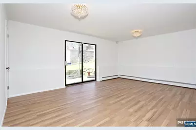 444 Washington Place, Hasbrouck Heights, NJ 07604 - Photo 25