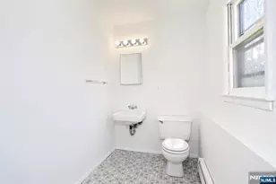 444 Washington Pl, Hasbrouck Heights, NJ 07604 - Photo 27