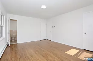 444 Washington Pl, Hasbrouck Heights, NJ 07604 - Photo 17